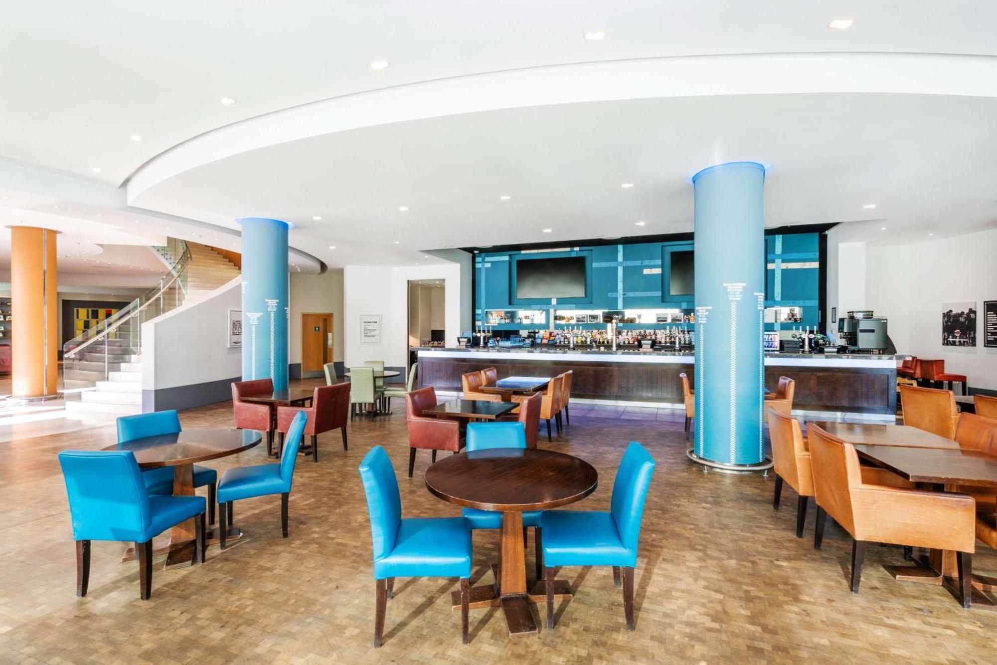 London Stadium Hotel, A Member Of Radisson Individuals 4*