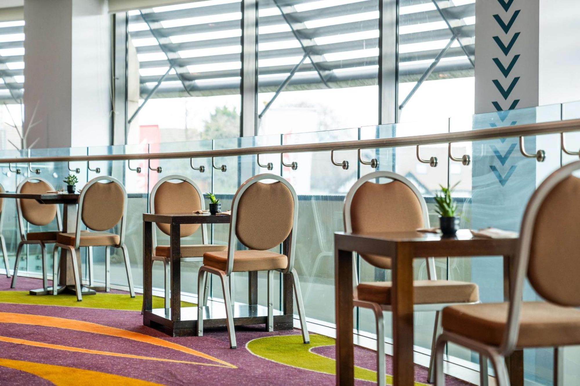 London Stadium Hotel, A Member Of Radisson Individuals Hotel 4*
