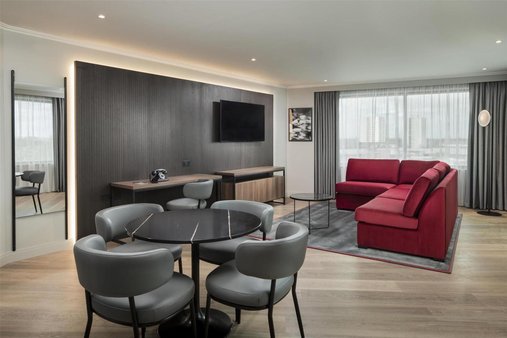 London Stadium Hotel, A Member Of Radisson Individuals Hotel